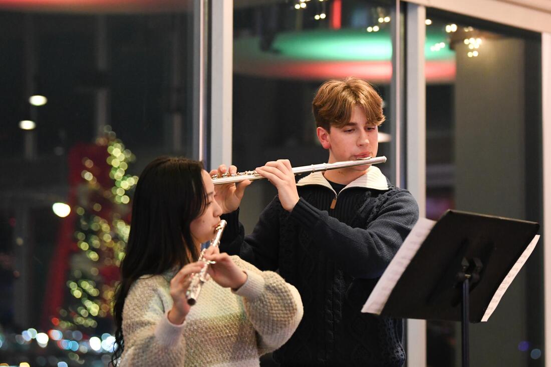Photos from Holiday Carols '25 — photo 5 of 7